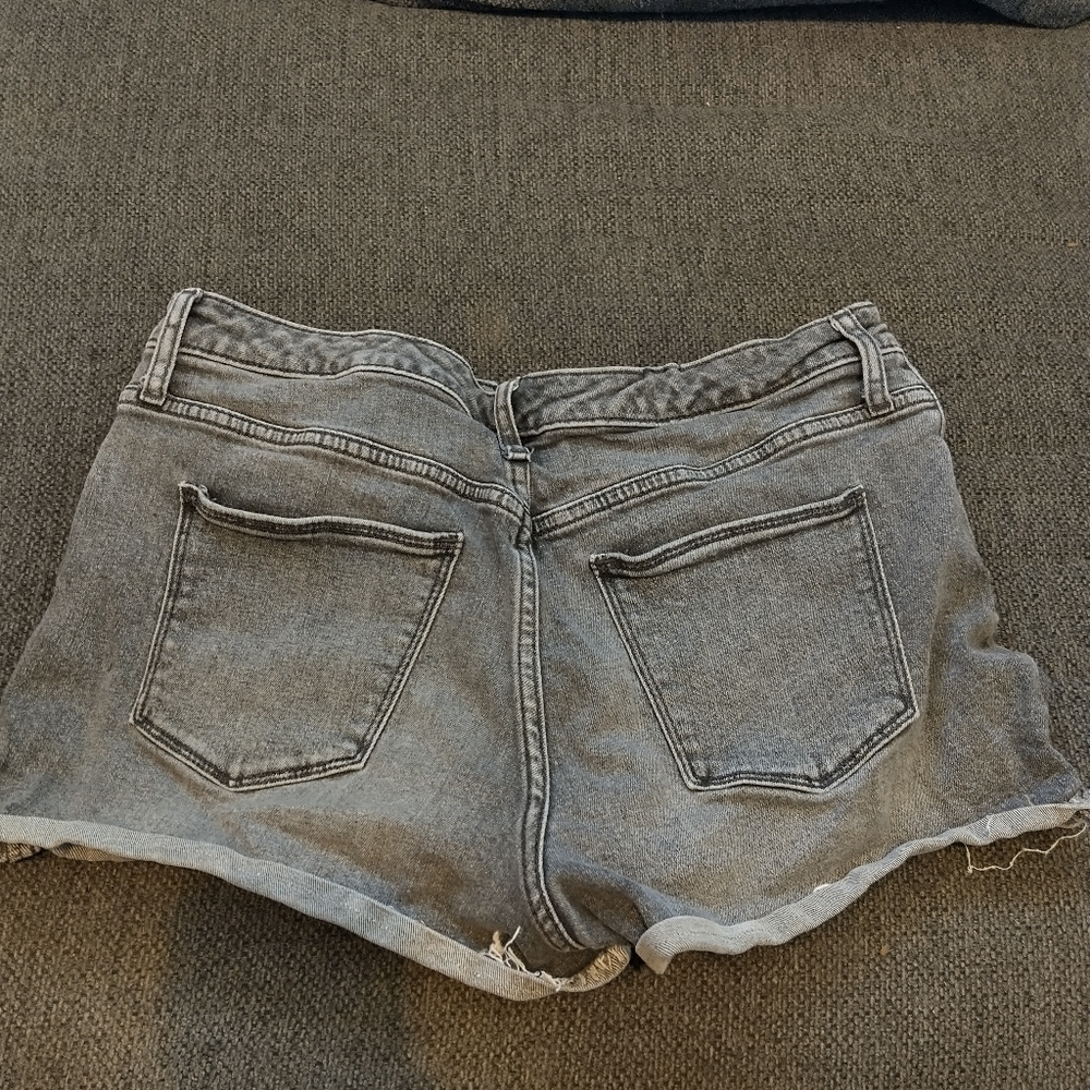 Shorts - Picture 2 of 2